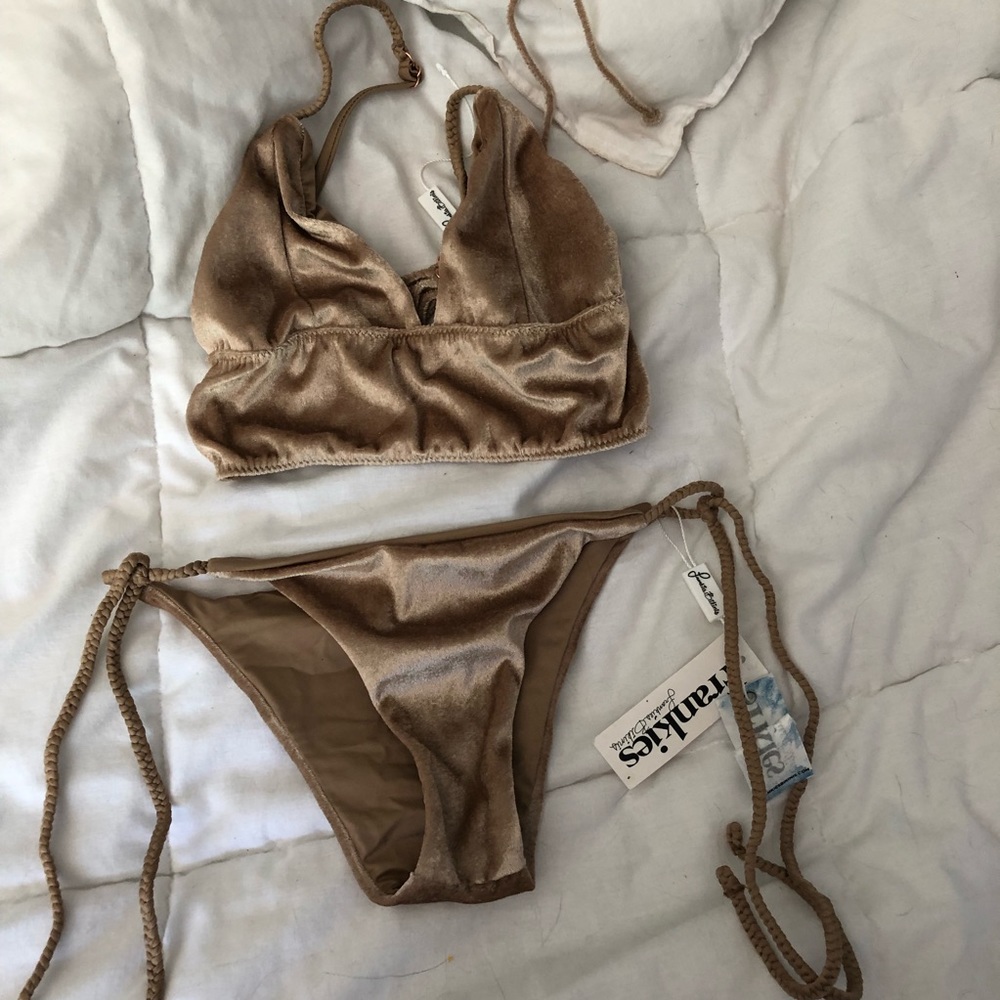Frankie’s Bikinis Velvet Set XS NWT